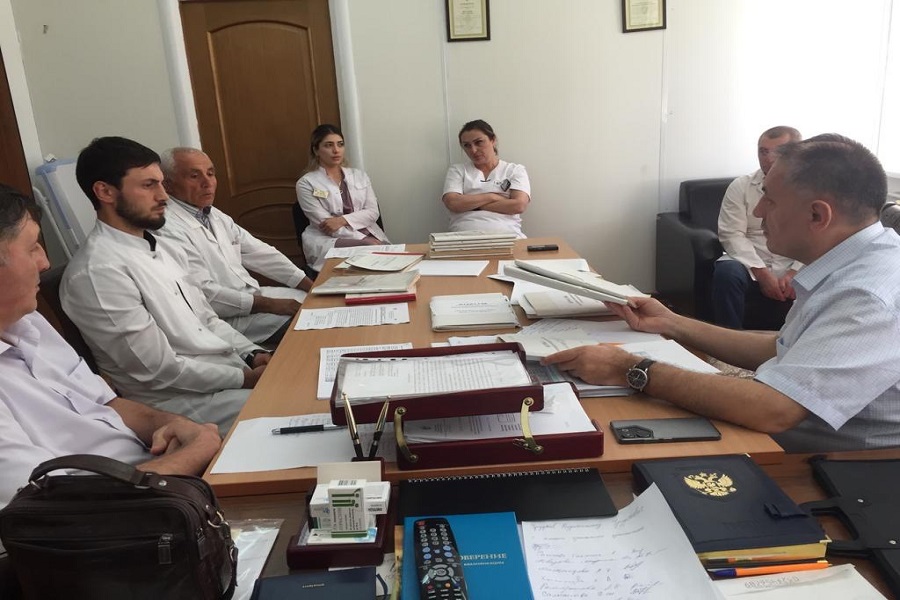 Вице-премьер Абдурахман Махмудов проверил работу Рутульской ЦРБ